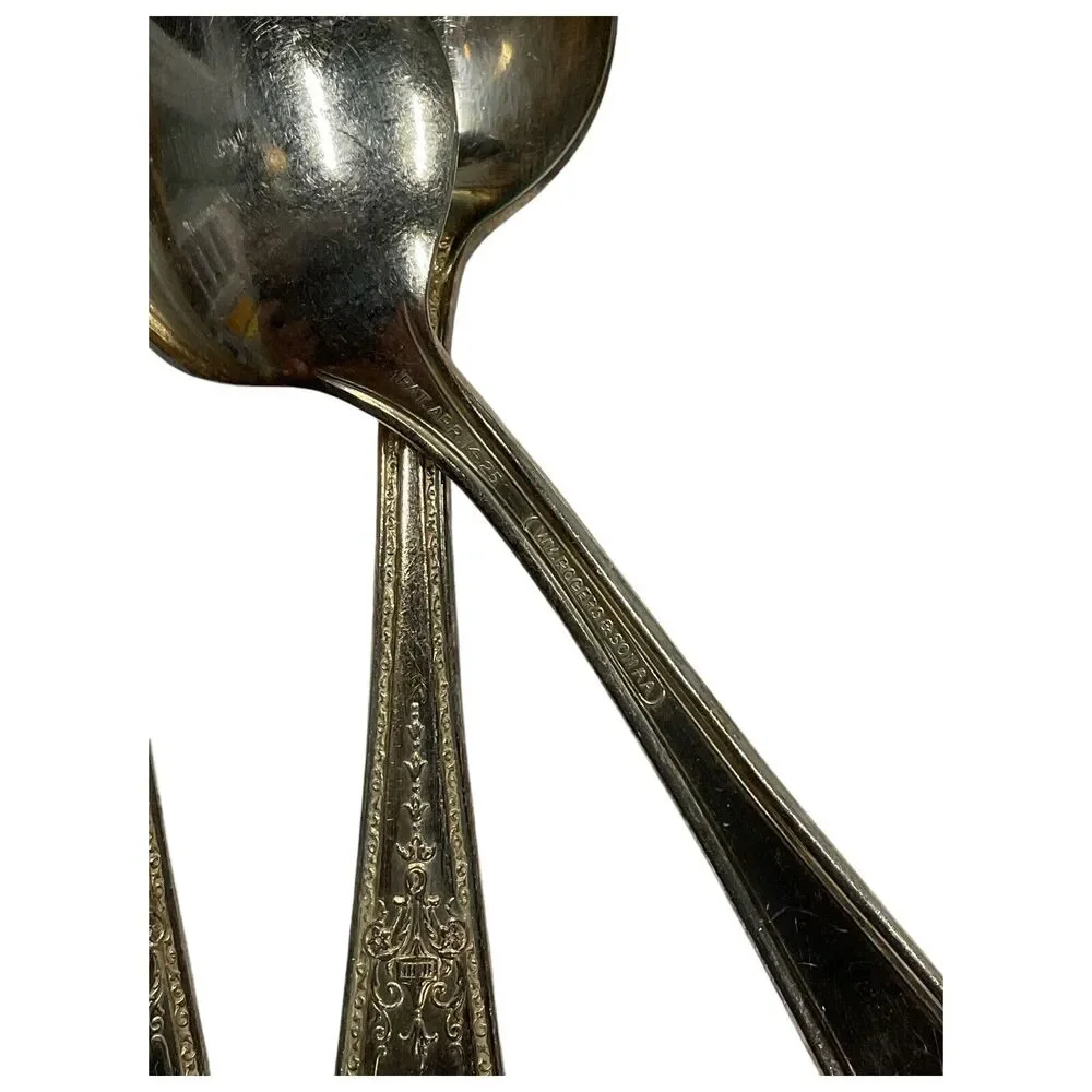 WM Rogers Triumph Gray‎ 18PC Knife Fork Spoon Set Damaged Original Box